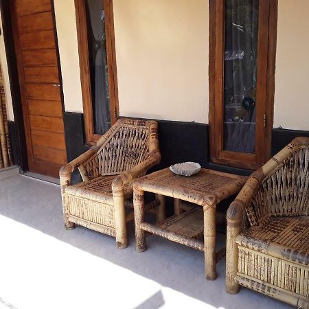 Telage Indah Homestay Kuta  Kültér fotó