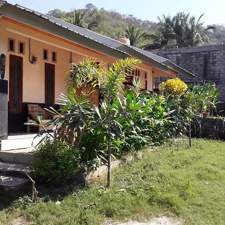 Telage Indah Homestay Kuta  Kültér fotó